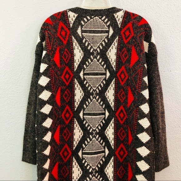 Kate Collection red gray Aztec pattern cardigan - Picture 6 of 8